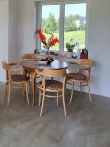 mikrocement domek posadzka